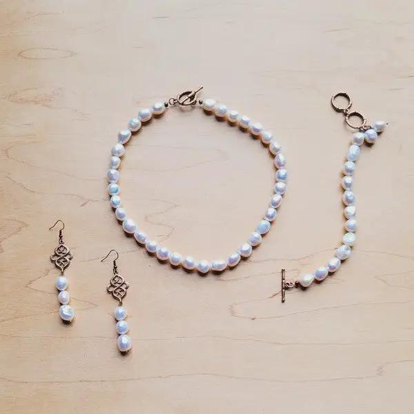 Genuine Freshwater Pearl Collar Necklace Wedding by The Jewelry Junkie