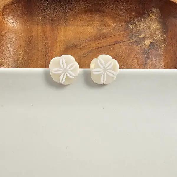 Sand Dollar Studs - Ivory by Spiffy & Splendid