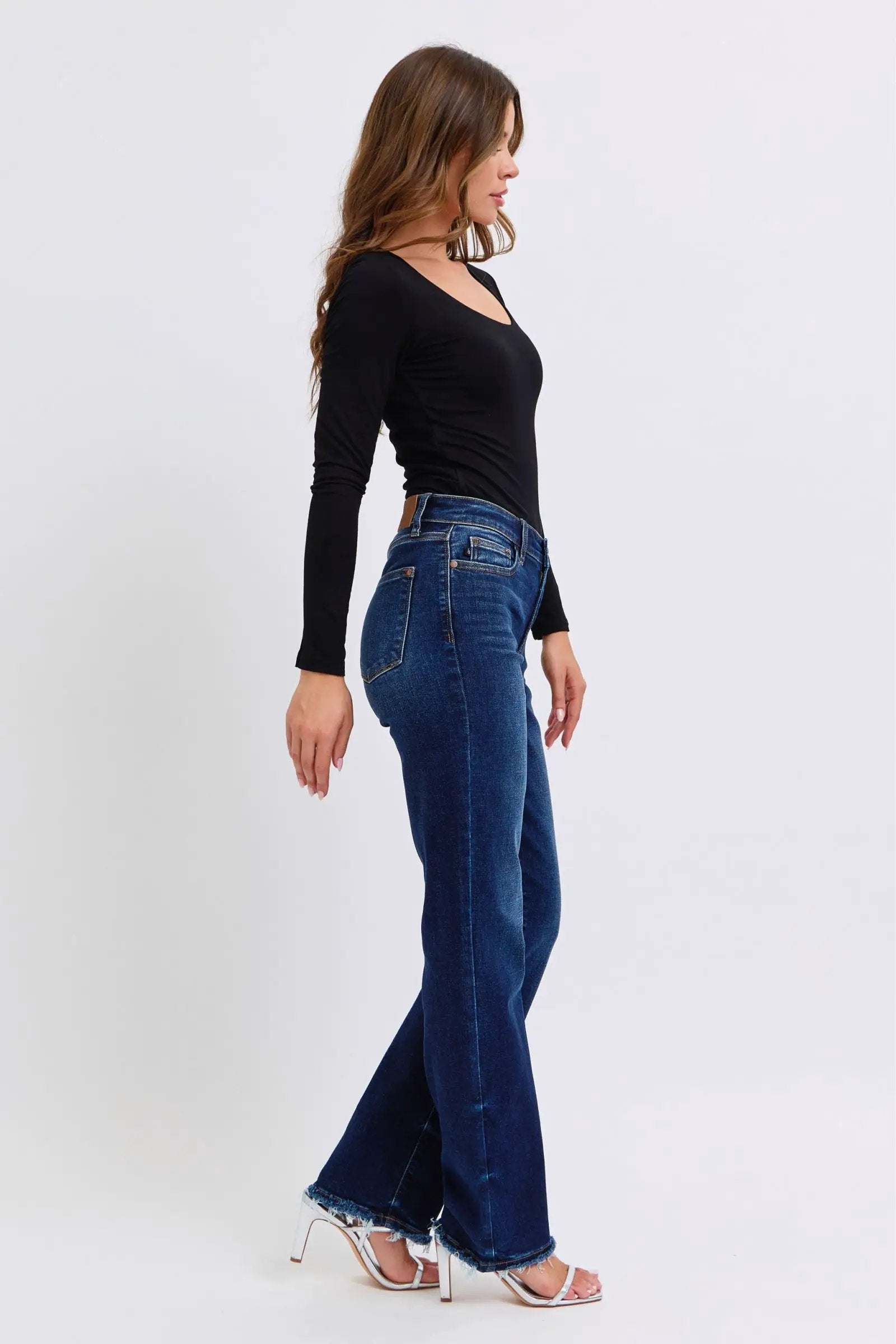 Full Size Raw Hem Straight Leg Jeans | Judy Blue by Trendsi