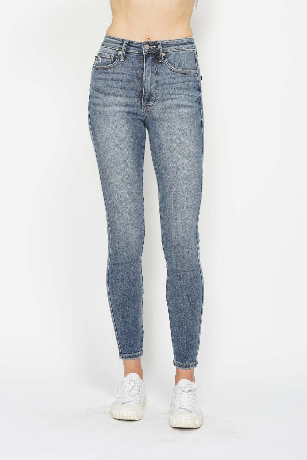 Full Size Tummy Control Contrast Wash Skinny Jeans | Judy Blue