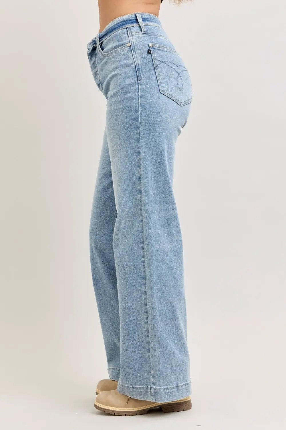 Mid Rise Retro Wide Leg Jeans with Fold-over Waistband | Judy Blue by Trendsi