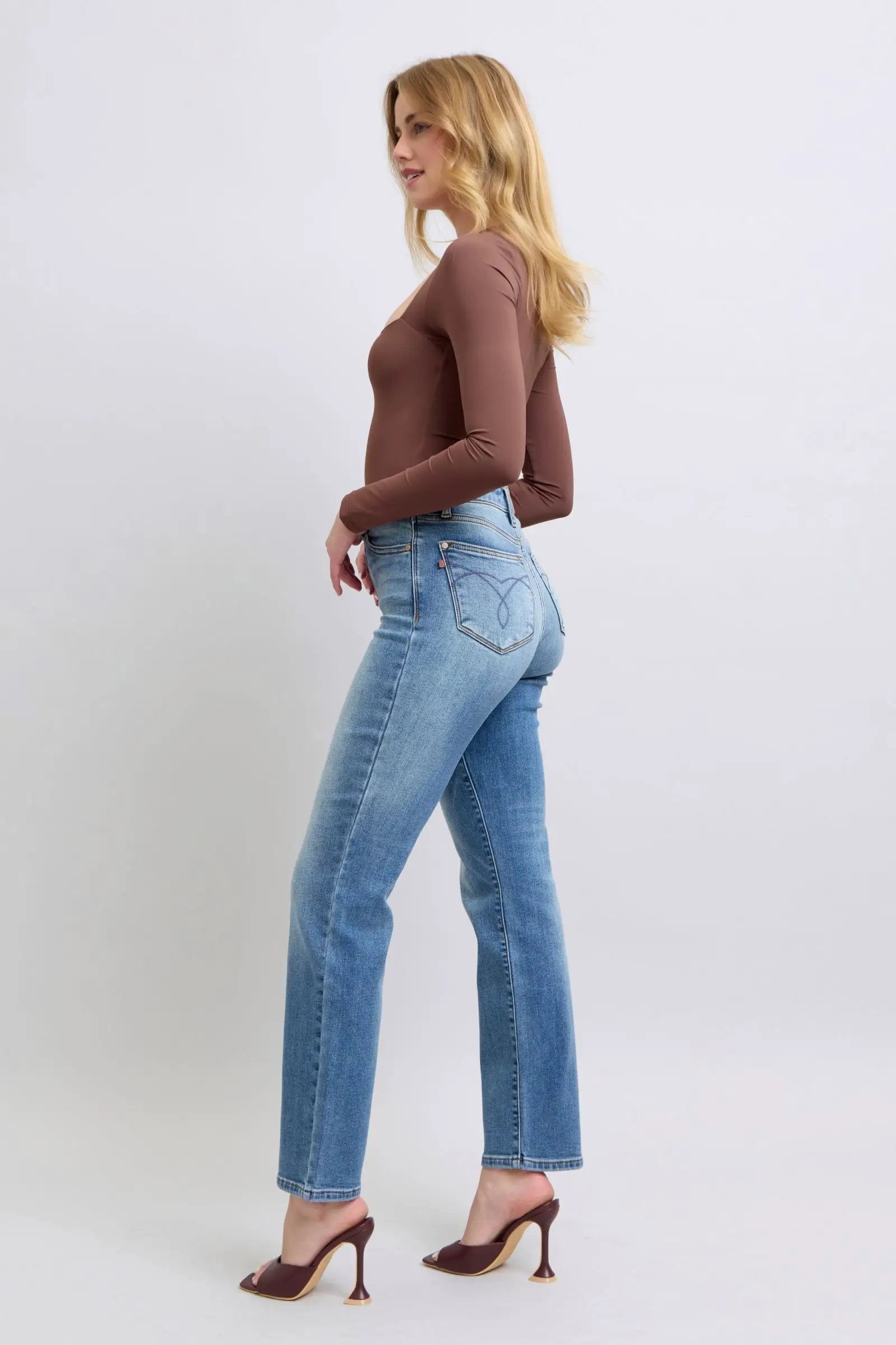Full Size Run Vintage Wash Thermal Straight Jeans | Judy Blue by Trendsi