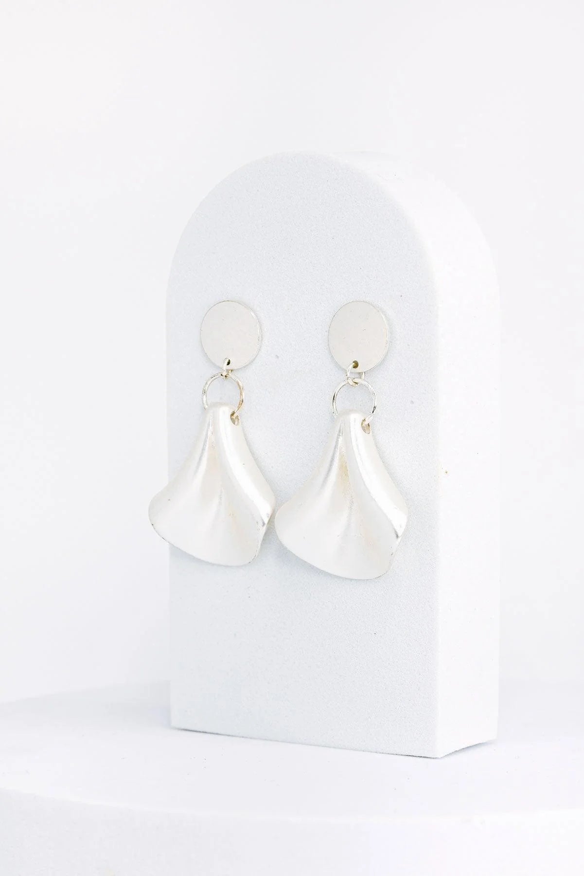 Metal Drop Shape Width Length Earrings
