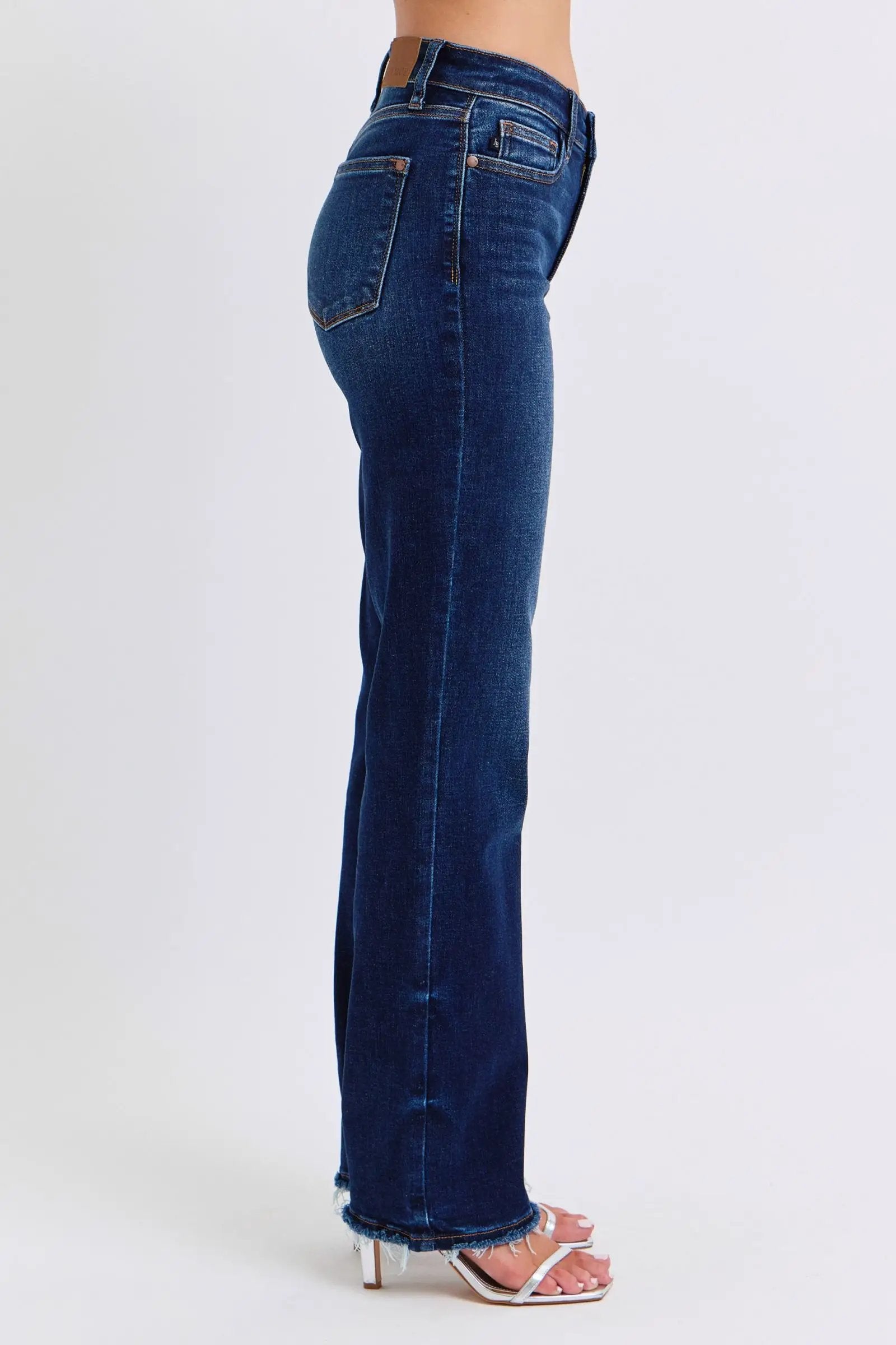 Full Size Raw Hem Straight Leg Jeans | Judy Blue by Trendsi