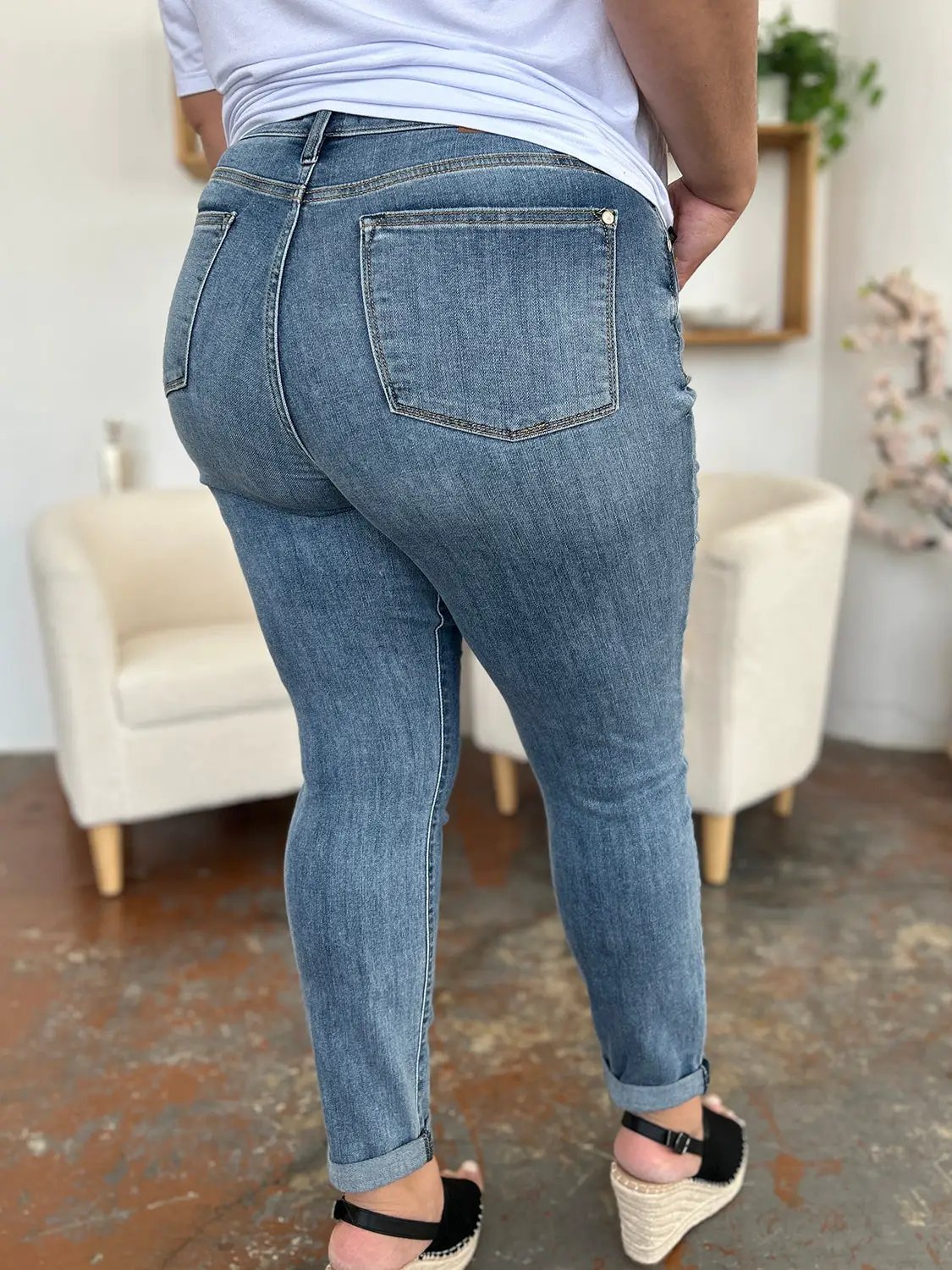 Full Size Cuffed Hem Slim Jeans | Judy Blue by Trendsi