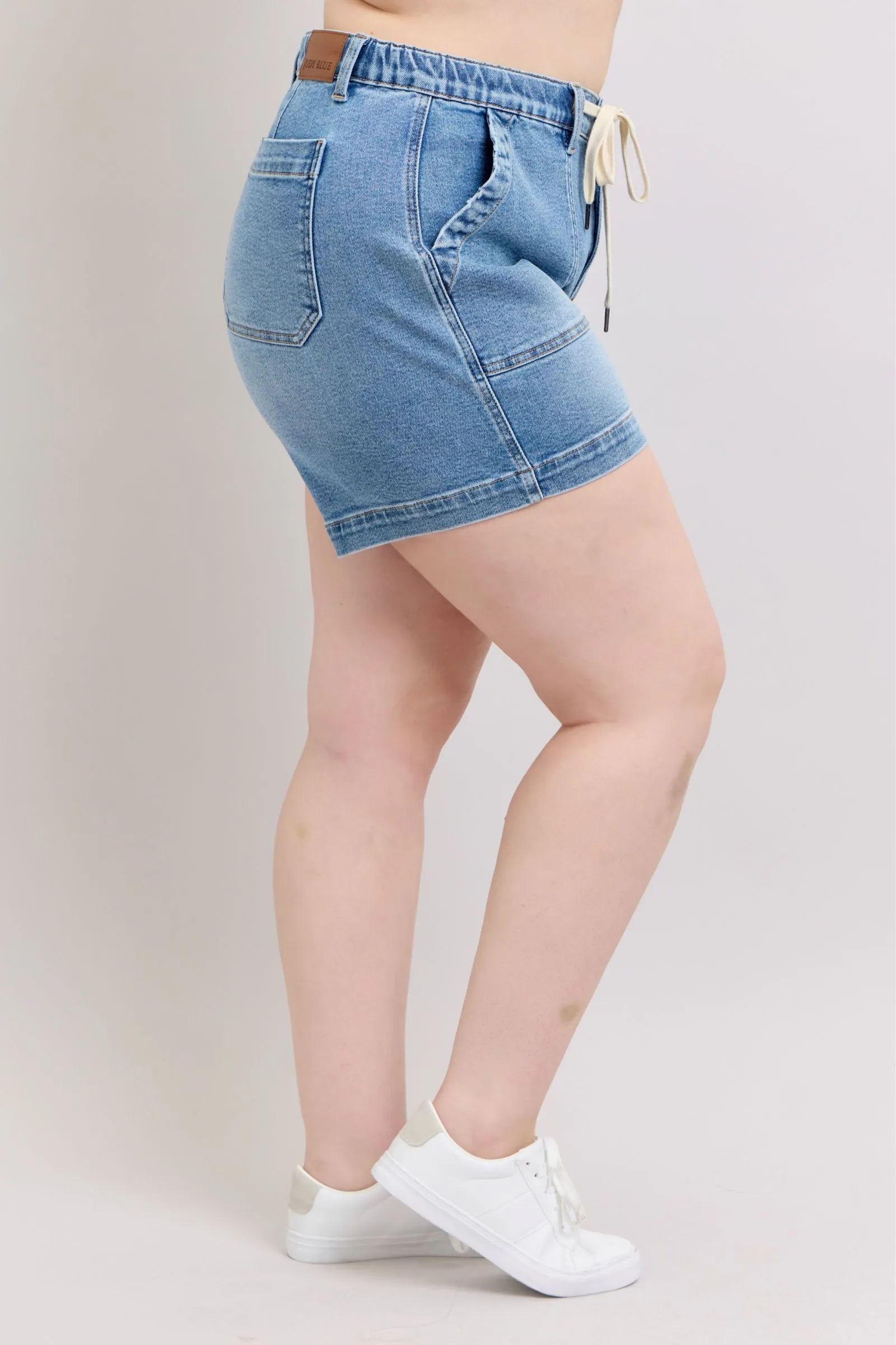Vintage wash denim shorts with rolled hem