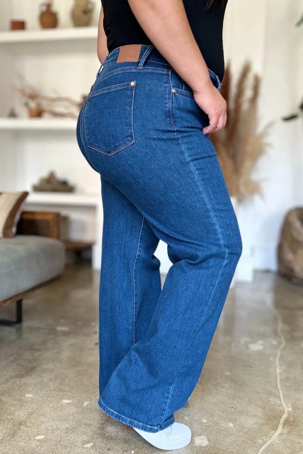 Full Size High Rise Straight Jeans | Judy Blue by Trendsi
